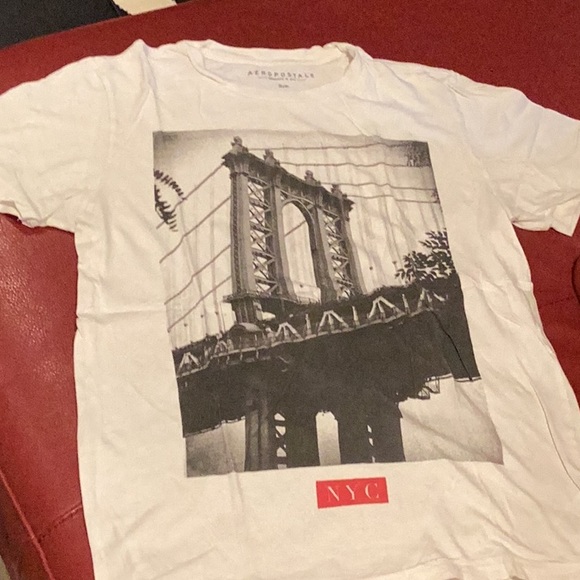 Aeropostale Manhattan Bridge T-shirt - Picture 1 of 4